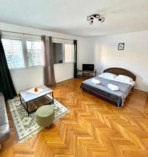 Budva City Centre Apartment